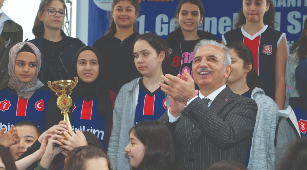 Ümraniye Belediye Başkanı İsmet Yıldırım