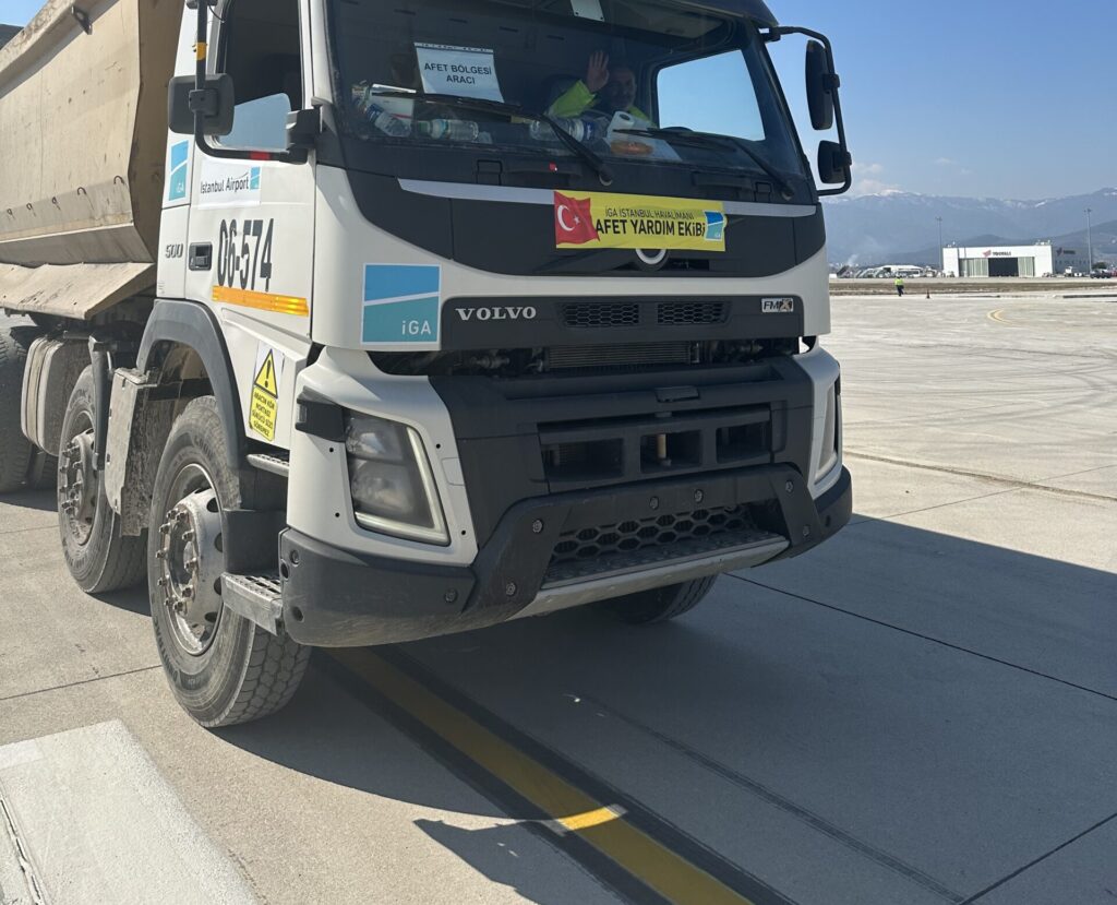 İGA’nın 96 Saatte Onardığı Hatay Havalimanı Pisti Hizmete Açıldı