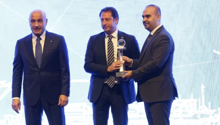 Şişecam “İhracat Şampiyonu” ödülünü aldı