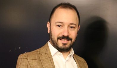 ÖZDEMİR: “DEVLETE BAŞVURAN ÖĞRENCİLERE ÖZEL YURTLARIN KAPISI AÇILSIN”