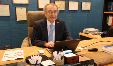 Psikiyatrist Prof. Dr. Nevzat Tarhan: Dede ve büyükanne hayatı sevdiriyor!