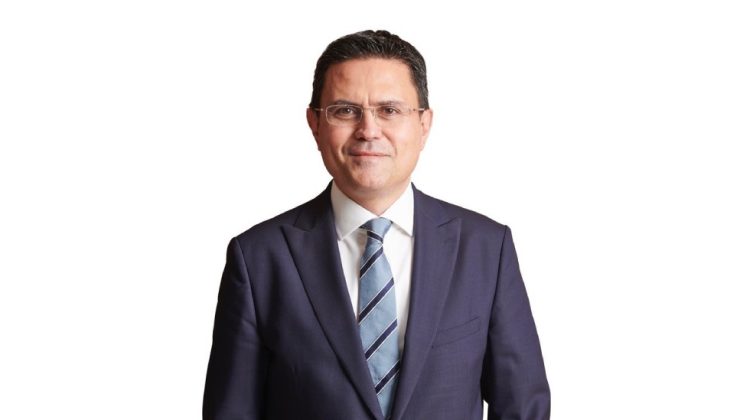 Türk Telekom’un “Dijital Türkiye: Yeni Bir Gelecek” temalı Faaliyet Raporu’na 3 ödül
