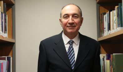 Prof. Dr. Arif Aktuğ Ertekin: “Teorik bilgilerin uygulama eğitimleri ile bütünleştirilmesi esastır”