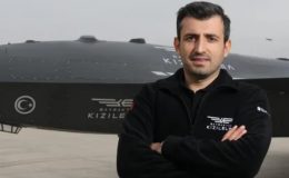 SELÇUK BAYRAKTAR KİMDİR ?