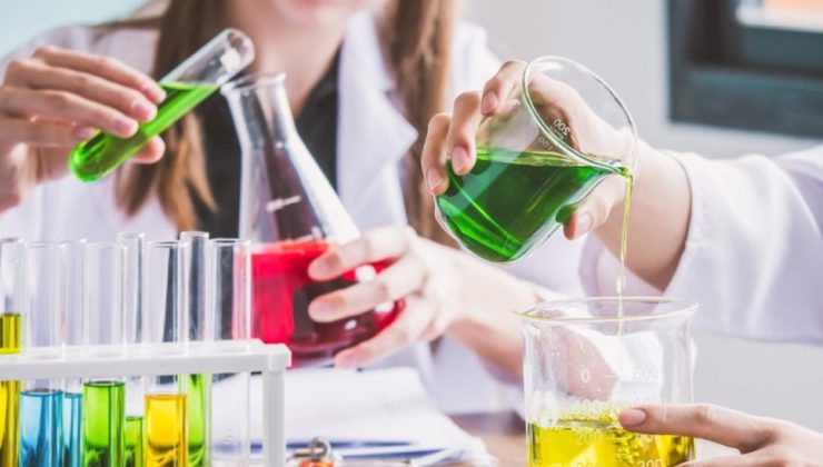 KİMYA SEKTÖRÜ TEMMUZ AYINDA2,15 MİLYAR DOLARLIK İHRACAT GERÇEKLEŞTİRDİ