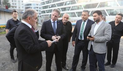 KÂĞITHANE’DE OKULLAR DÖNÜŞÜYOR