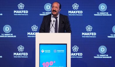 Sanayiye yön verenler yeni yüzyıl hedeflerini Makine Zirvesi’nde ele aldılar
