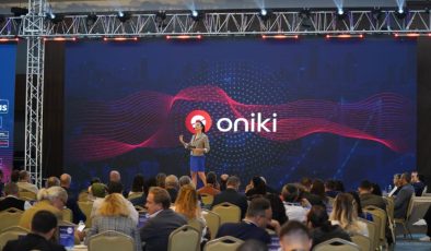 ONİKİ E-TİCARET VE E-İHRACAT KONFERANSI İSTANBUL’DA GERÇEKLEŞTİ