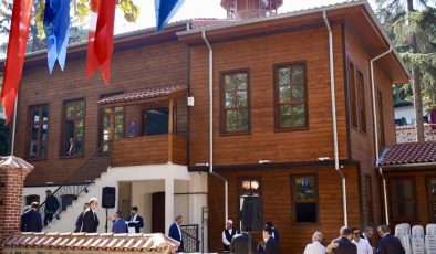ÜSKÜDAR BELEDİYESİ: RESTORASYONU TAMAMLANAN ÇENGELKÖY ŞEYH NEVRUZ CAMİİ YENİDEN İBADETE AÇILDI