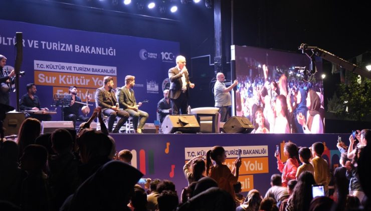 SUR KÜLTÜR YOLU FESTİVALİ SERGİLER VE ETKİNLİKLERLE DEVAM EDİYOR
