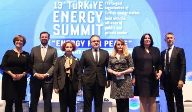 Avrupa Komisyonu Eski Başkanı ve Portekiz Eski Başbakanı Jose Manuel Barroso: “Türkiye’nin, bölgenin enerji merkezi olması ihtimali yüksek”