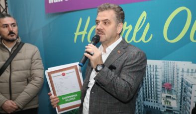 Gaziosmanpaşa’da İstanbul Vadi Evleri 6. Kısım’da Hak Sahipleri Tapularına Kavuştu