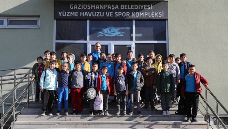 GAZİOSMANPAŞA’DA YÜZME BİLMEYEN ÇOCUK KALMAYACAK