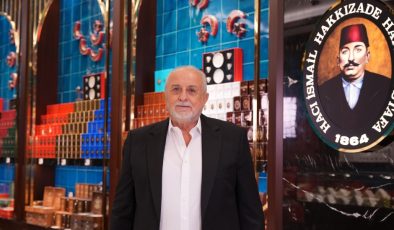 Hafız Mustafa Onursal Başkanı Avni Ongurlar’a Türkiye’nin Kültür ve Turizm Elçisi Ödülü