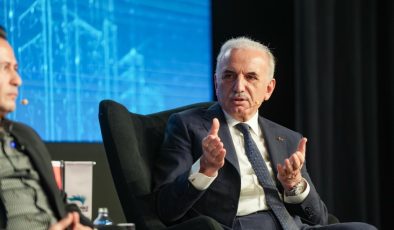 BAŞKAN İSMET YILDIRIM ÜMRANİYE’NİN SIFIR ATIK BAŞARISINI ANLATTI