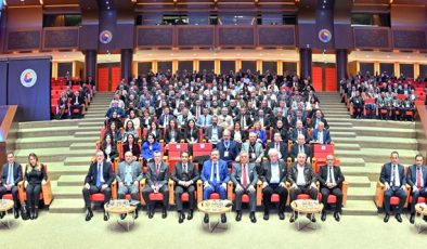 İSTİB BAŞKANI KOPUZ, SİGORTA ACENTELERİ KURULTAYINA KATILDI