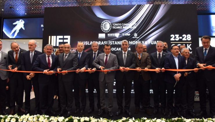 ULUSLARARASI İSTANBUL MOBİLYA FUARI AÇILDI