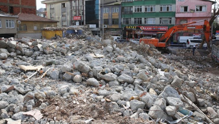 Eyüpsultan Belediyesi: Haliç Hospital binasının yıkımı tamamlandı