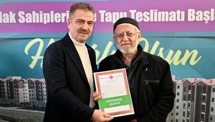 GAZİOSMANPAŞA’DA İSTANBUL VADİ EVLERİ 1. KISIM’DA HAK SAHİPLERİ, TAPULARINA KAVUŞTU