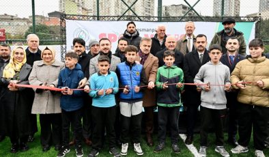 Gaziosmanpaşa’da 2 Tenis Kortu ve 1 Futbol Sahası Hizmet Açıldı