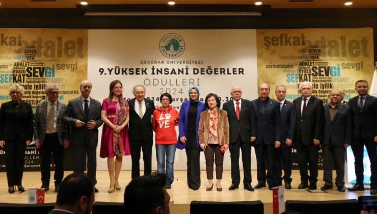 Üsküdar Üniversitesi 9. Yüksek İnsanî Değerler Ödülleri Sahiplerini Buldu Yenilikçi ilaçlar üzerine çalışan Prof. Dr. Adil Mardinoğlu, Üsküdar Üniversitesi’nden ödül aldı