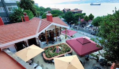 Nilhan Sultan Köşkü’nden Filistin İçin Karpuz Dilimli Broş