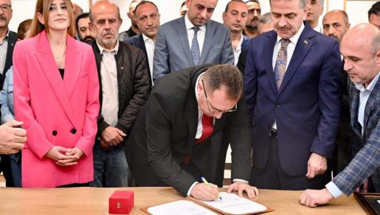 GAZİOSMANPAŞA BEELDİYE BAŞKANI HAKAN BAHÇETEPE GÖREVE BAŞLADI