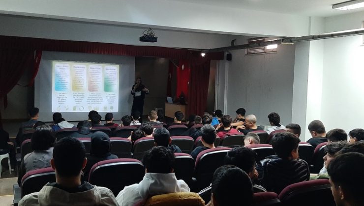 Bayrampaşa Belediyesi’nden öğrencilere geri dönüşüm eğitimi