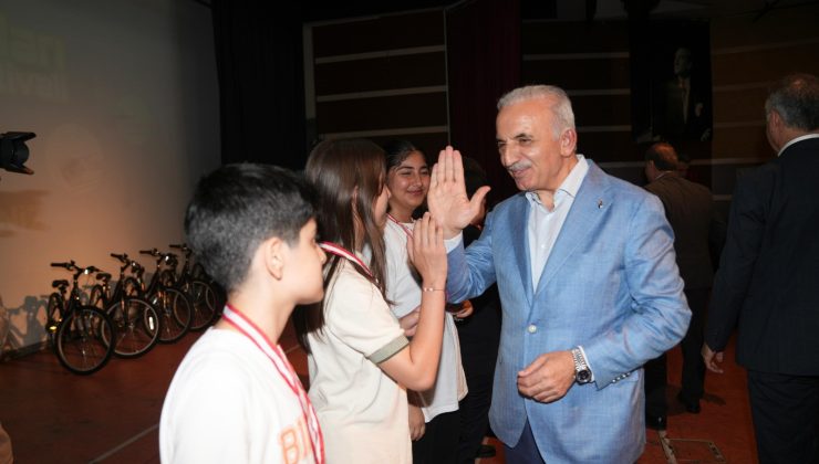 AKIL OYUNLARI FESTİVALİ’NDE KAZANANLAR ÖDÜLLERİNİ ALDI
