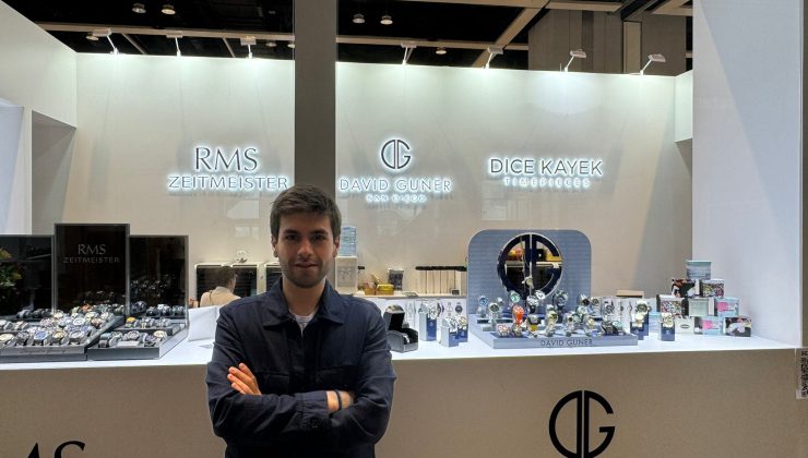 SERHAT SAAT ÇİN’DEKİ FABRİKASINDA DÜNYA MARKALARINA DA KOL SAATİ ÜRETECEK