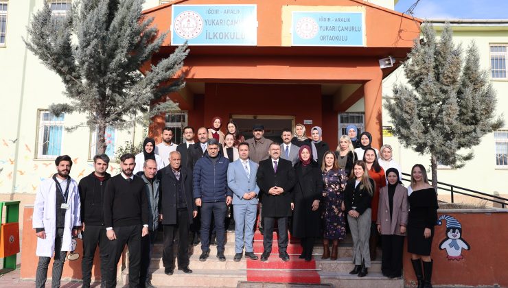 İş Kadınları Girişim Derneği’nden Köy Okuluna Kütüphane