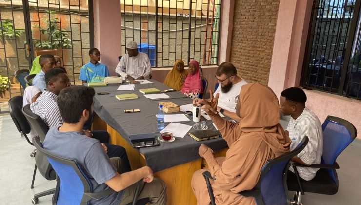 İHH, Burundi’de İşitme Engelliler için İşaret Dili Dini Kavramlar Sözlüğü oluşturuyor