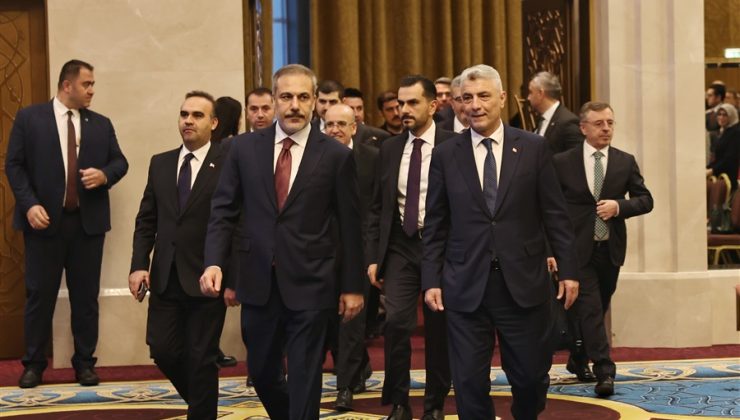 Ticaret Bakanı Bolat, 15. Büyükelçiler Konferansı’na katıldı