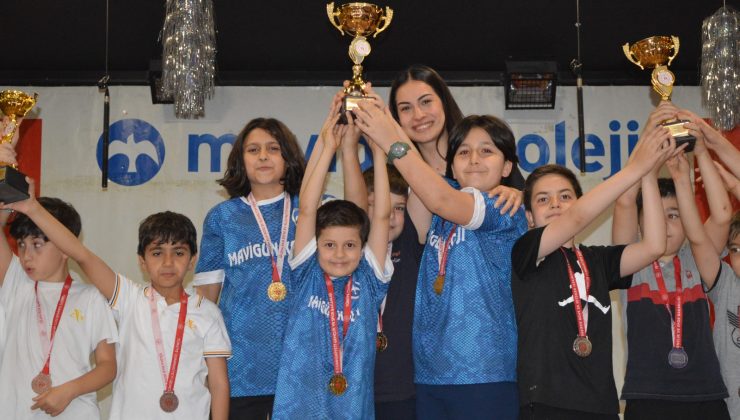 Mavigün Koleji MASA TENİSİNDE ŞAMPİYON