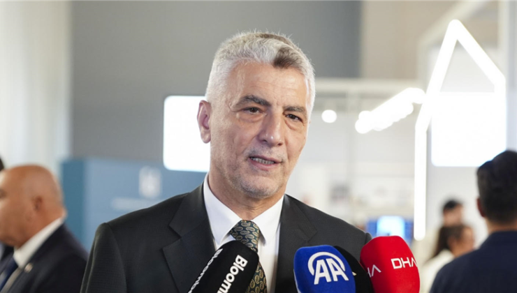 Ticaret Bakanı Bolat, “MOSFED Mobilya Tasarım Fuarı”nı Ziyaretinde Açıklamalarda Bulundu