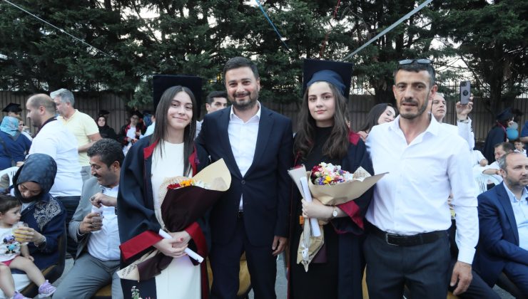 KÂĞITHANE BELEDİYESİ GENÇLERİN YKS ÜCRETLERİNİ KARŞILIYOR