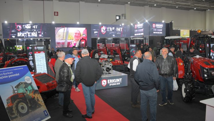 Erkunt Traktör Egeli Çiftçilere Yeniden Merhaba Dedi