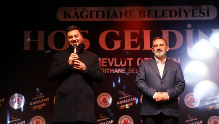 ŞAİR DURSUN ALİ ERZİNCANLI KÂĞITHANE’DE ŞİİR VE NAATLARIYLA GÖNÜLLERE HİTAP ETTİ