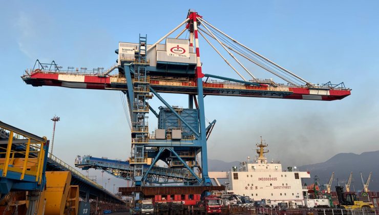 OYAK Denizcilik’ten bir ilk: Yapay zeka destekli akıllı vinçler, İsdemir Limanı’nda