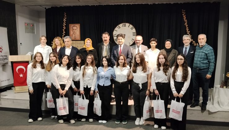 Gaziosmanpaşa’da Edebiyat Rüzgârı: Cahit Sıtkı Tarancı Şiirlerle Anıldı