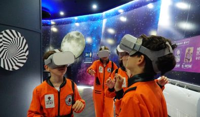 EL BATTANİ UZAY EVİ’NDE ÇOCUKLARA İLHAM VEREN DÜNYA DIŞI YOLCULUK