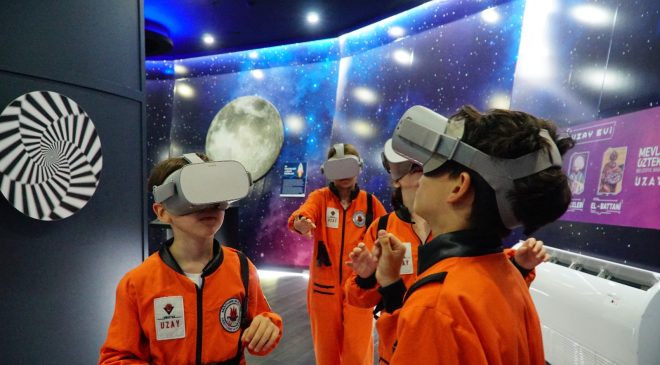 EL BATTANİ UZAY EVİ’NDE ÇOCUKLARA İLHAM VEREN DÜNYA DIŞI YOLCULUK