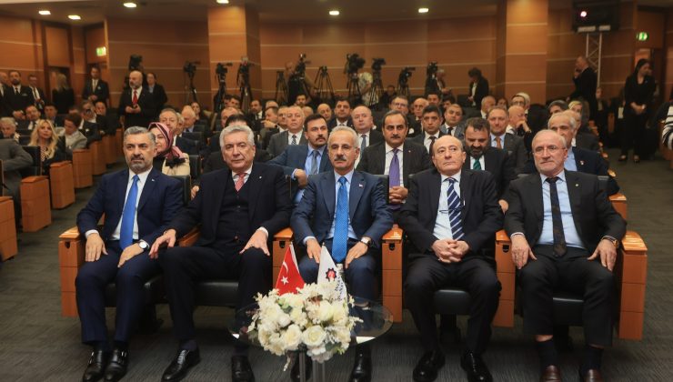 Bahçıvan: “5G’li Orta Koridor ve Kalkınma Yolu ile Türkiye küresel ticaretin merkez üssü olacak”