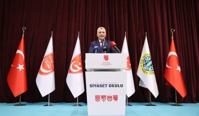 Ticaret Bakanı Ömer Bolat, “MTTB Siyaset Okulu” Konferansında Konuştu