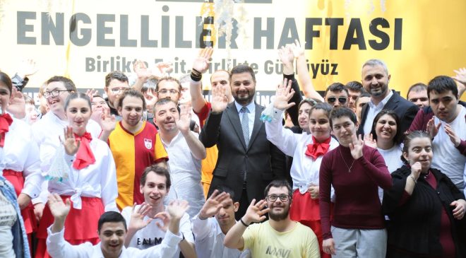 ENGELLİLER HAFTASI’NDA KÂĞITHANE’DE GÖNÜLLERİ ISITAN BULUŞMA