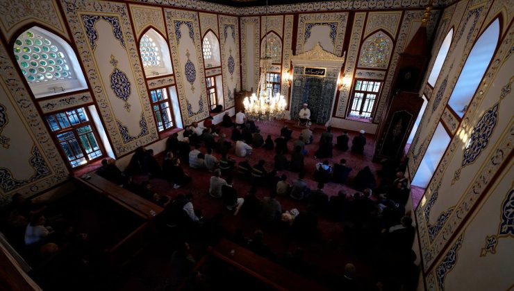 4 Asırlık Kandilli Camii Bayramda Yeniden İbadete Açıldı