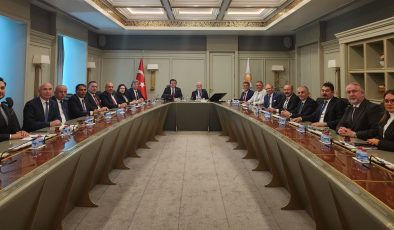 UND BAŞKANI ŞERAFETTİN ARAS VE YÖNETİM KURULU ANKARA’DA SEKTÖRÜN ÖNCELİKLİ GÜNDEMLERİNİ DEĞERLENDİRDİ