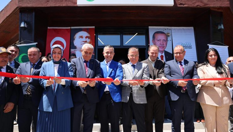 İSTANBUL’UN İKİNCİ YEŞİLAY GENÇLİK MERKEZİ ESENYURT’TA AÇILDI