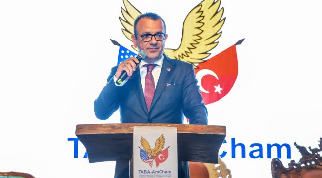 Süleyman Ecevit Sanlı’ya New York’ta “Üstün Liderlik ve Küresel Etki” Ödülü