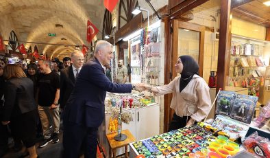 Ömer Bolat Gaziantep’te Zincirli Bedesten’i Ziyaret Etti